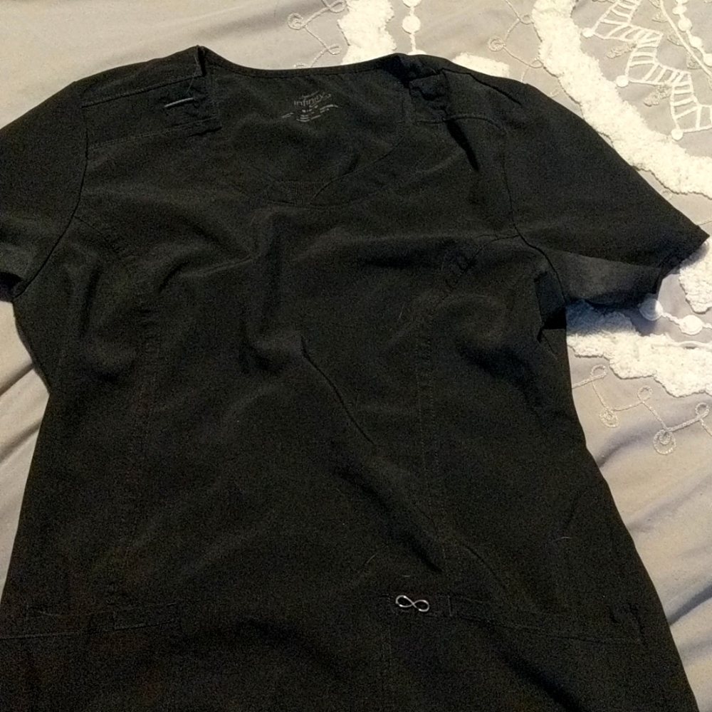 Scrub top